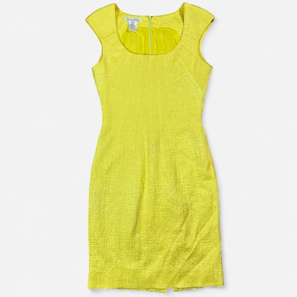 Yellow Oscar de la Renta sleeveless sheath dress with zipper closure